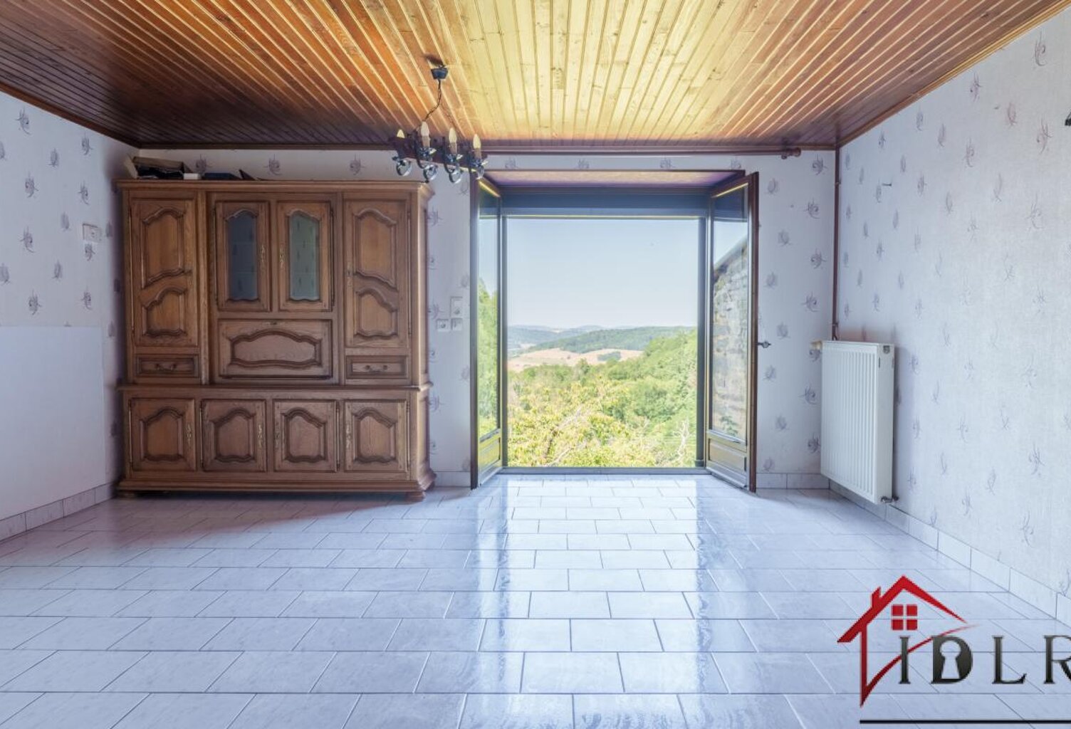 RARE   Maison de Village avec Vue et Potentiel à Coiffy-le- — photo 1