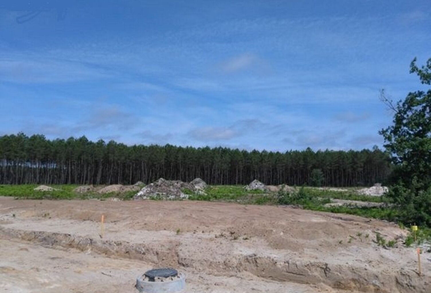 Terrain à bâtir à Le Tuzan (33125) — photo 1