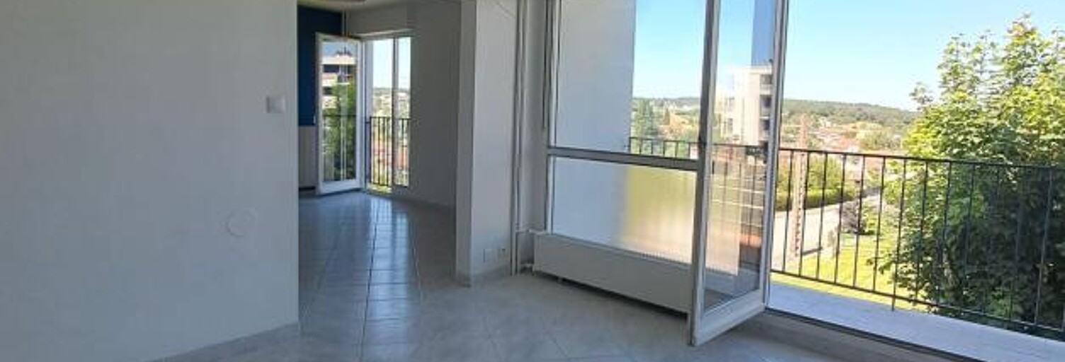 Appartement 5 Pièces 95 m² à louer à Grand-Charmont (25200)