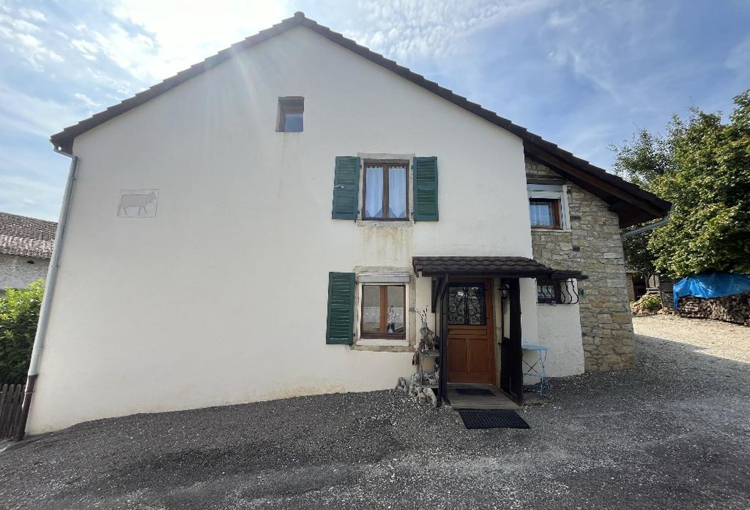 Maison mitoyenne de type F4 - 88 m2 - CHAMESOL — photo 1