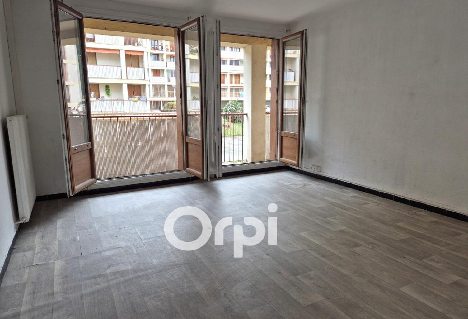 LA CLE DES CHAMPS APT T3 DE 63 M² EN RDC — photo 1