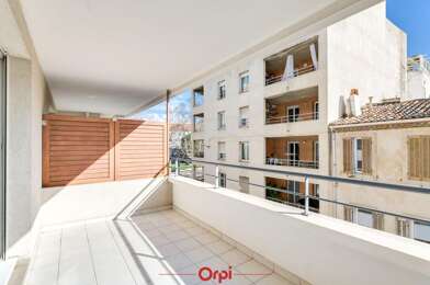 Appartement 2 pièces 887 €