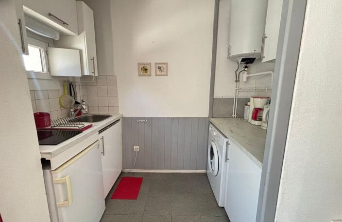 Studio + balcon et parking 17m2 — photo 4