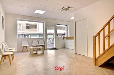 Divers  234000 €