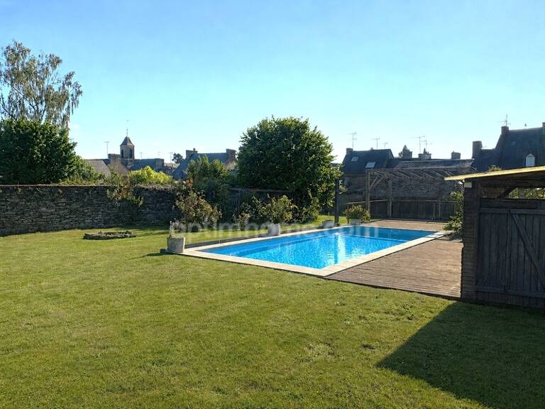 LA GACILLY 56200 – Maison de caractère plus murs commerce avec revenu locatif, piscine et jardin clos de murs — photo 1