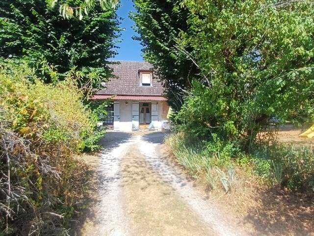 Maison à vendre 7 pièces Proche de AZERAT (24) — photo du bien