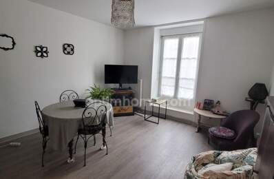 DINAN (22) plein centre ville - Appartement T3 de 52.25 m² avec 2 Chambres - 2ème étage sans ascenceur — photo du bien