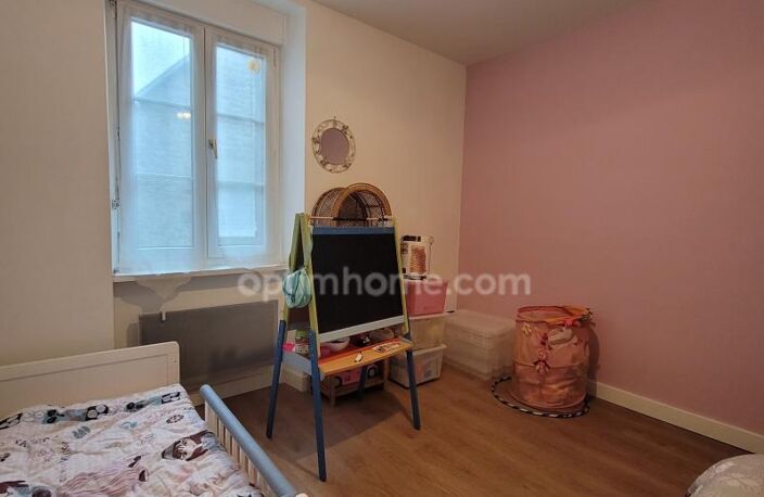DINAN (22) plein centre ville - Appartement T3 de 52.25 m² avec 2 Chambres - 2ème étage sans ascenceur — photo 5
