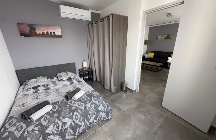 Appartement F4 rénové et meublé, 4 Ieme e dernier étage, cave — photo 3