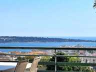 CANNES BASSE CALIFORNIE - DERNIER ETAGE - TERRASSE - VUE MER PAN — photo 2