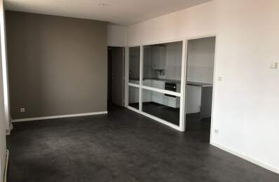 Appartement de 75m2 à louer sur Saint-Étienne — photo du bien