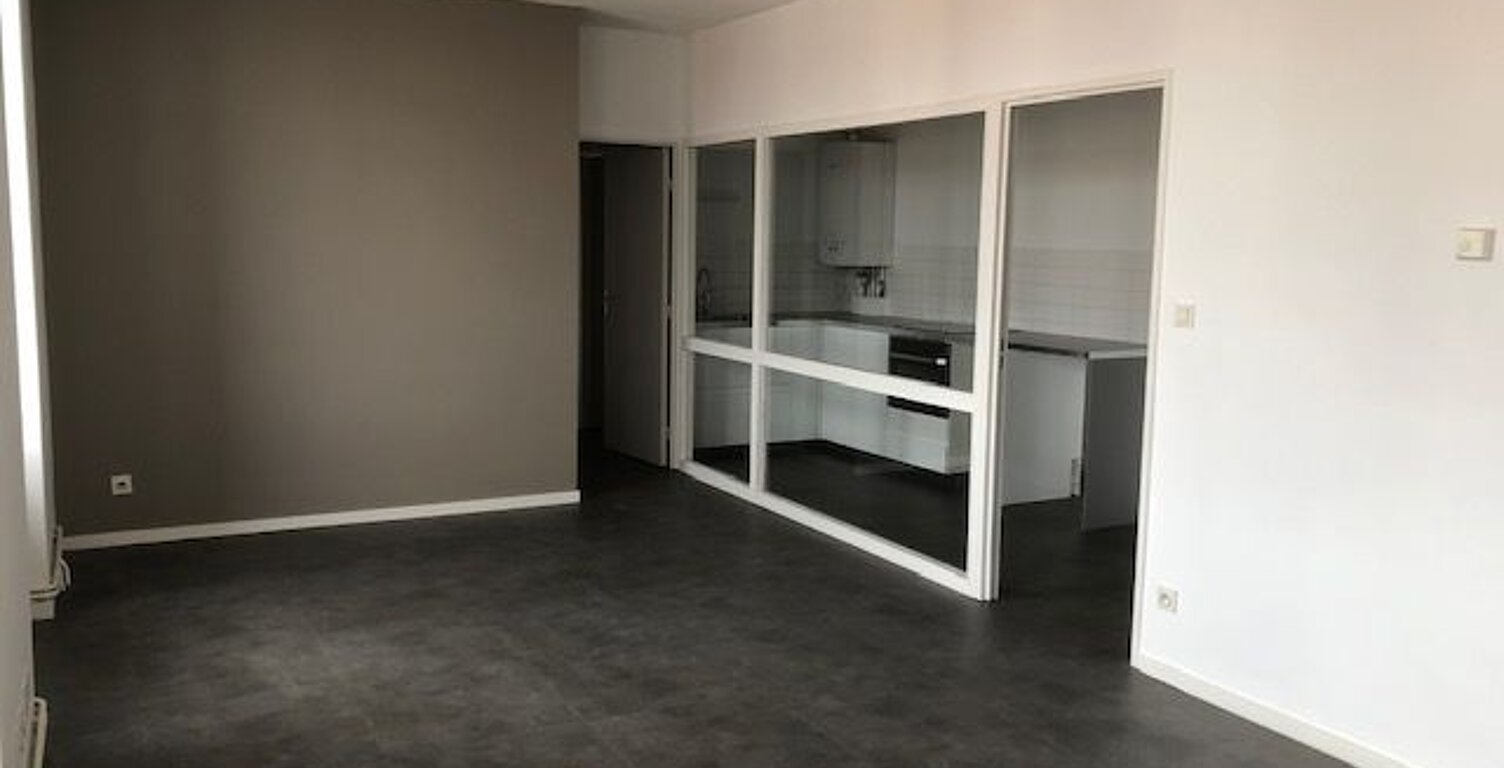 Appartement de 75m2 à louer sur Saint-Étienne — photo 1