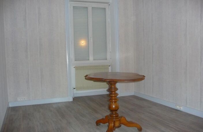 Appartement de 100m2 à louer sur Chauffailles — photo 2