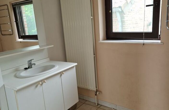 Maison de 110m2 à louer sur Hon-Hergies — photo 4