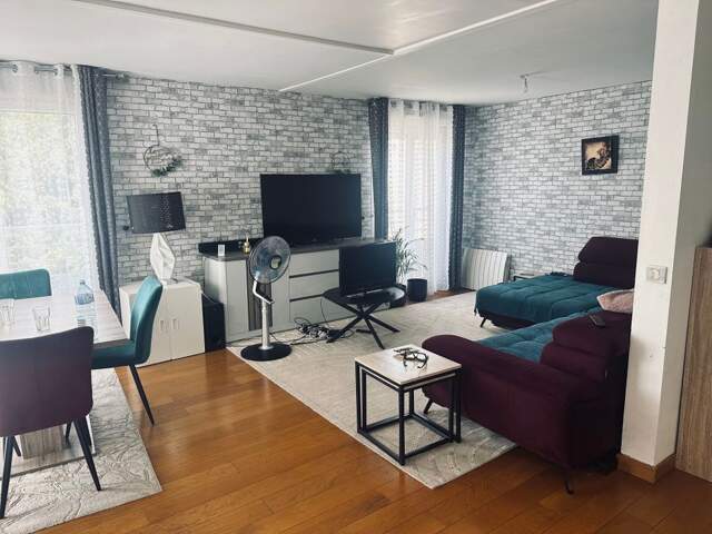 Appartement de 103m2 à louer sur Chanteloup-les-Vignes — photo du bien