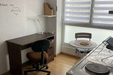 Appartement 1 pièces 450 €
