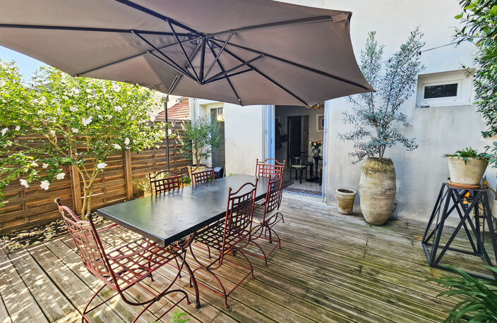 Maison de ville de caractère avec garage et terrasse – Quartier Palissy à Agen — photo 4