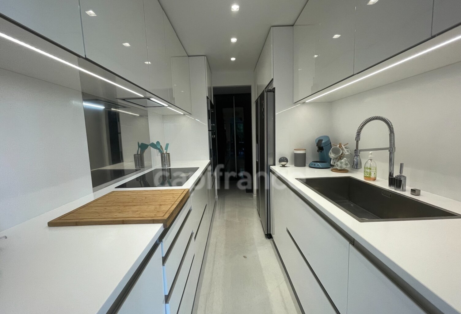 Cannes, 100m de la plage, piscine extérieure, intérieure, sauna, hammam, possibilité garage en sous-sol — photo 1