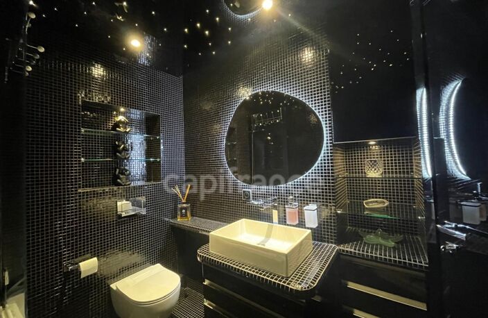 Cannes, 100m de la plage, piscine extérieure, intérieure, sauna, hammam, possibilité garage en sous-sol — photo 2