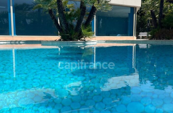 Cannes, 100m de la plage, piscine extérieure, intérieure, sauna, hammam, possibilité garage en sous-sol — photo 3