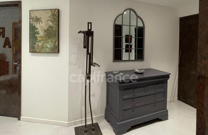 Cannes, 100m de la plage, piscine extérieure, intérieure, sauna, hammam, possibilité garage en sous-sol — photo 4