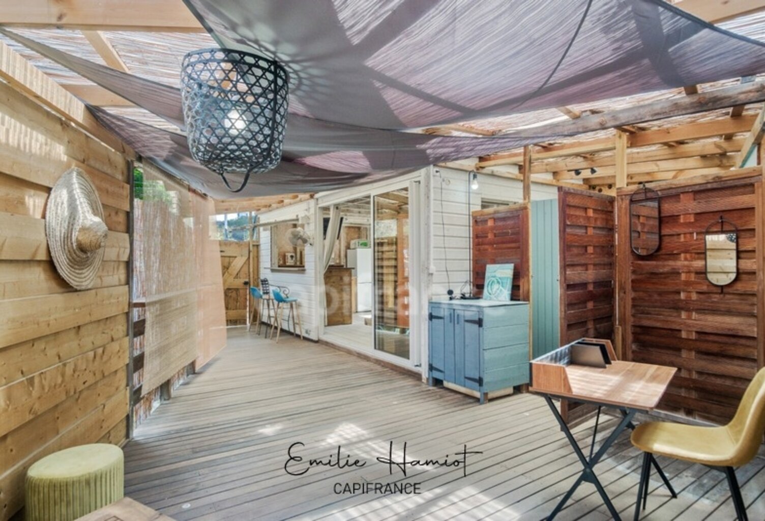 A louer - Case-Pilote - Maisonnette en bois de type  Studio Bis — photo 1