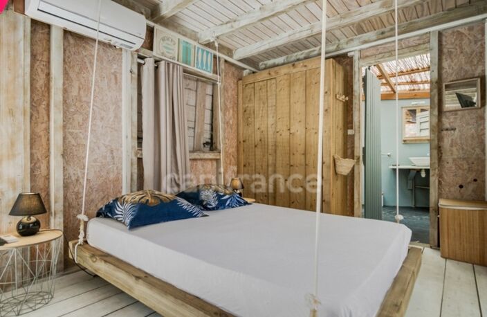 A louer - Case-Pilote - Maisonnette en bois de type  Studio Bis — photo 5