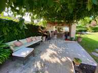 À UZES (30) Splendide maison avec vue de 200 m2 avec 5 chambres, piscine, pool-house. Au calme ! — photo 4