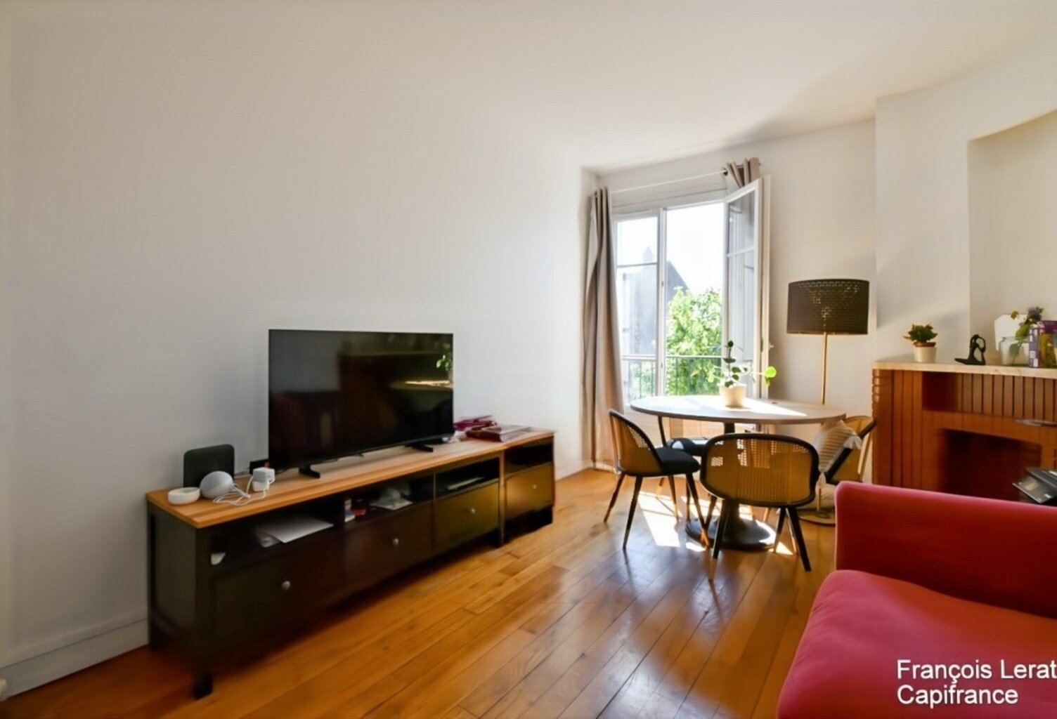 Appartement à vendre rénové 2 pièces ENGHIEN LES BAINS (95) - 45,94 m2 - Proche de la Gare de la barre d'Ormosson - 225 000 € honoraires d'agence inclus — photo 1