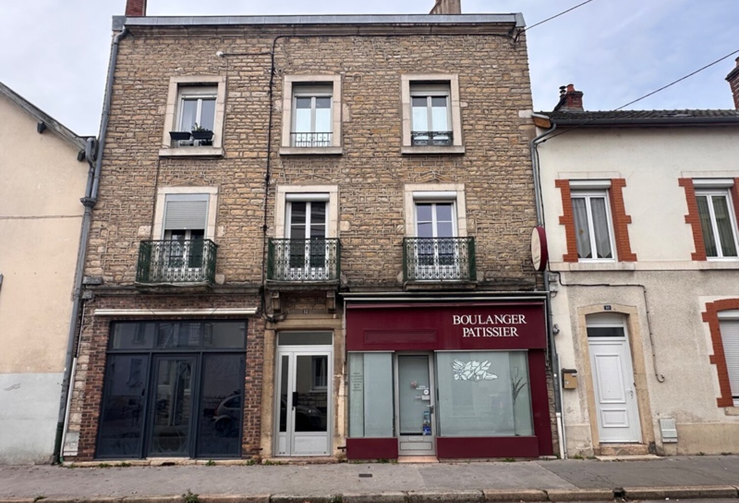 DIJON RUE LENOTRE PLATEAU DE 38 M2 VIABILISÉ A RÉNOVER — photo 1