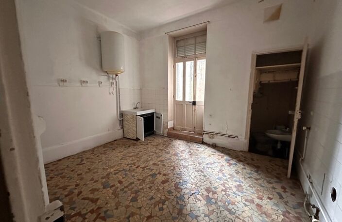 DIJON RUE LENOTRE PLATEAU DE 38 M2 VIABILISÉ A RÉNOVER — photo 2