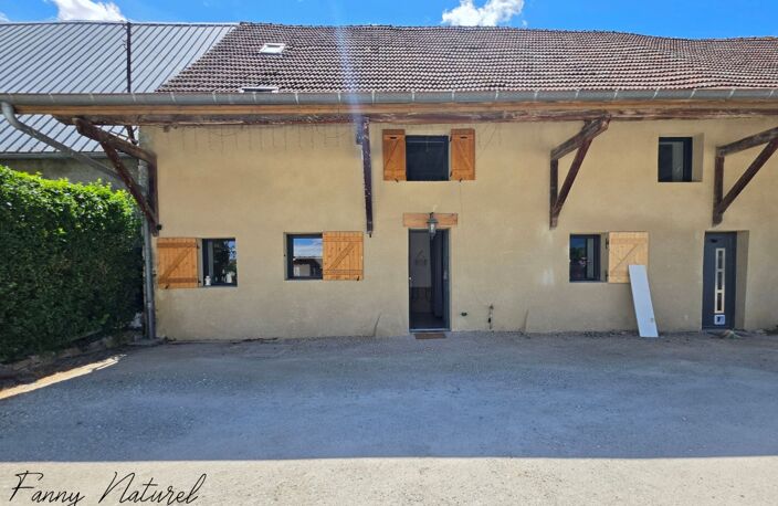Superbe maison mitoyenne type T5 avec Terrasse, petit jardin et Stationnements — photo 2
