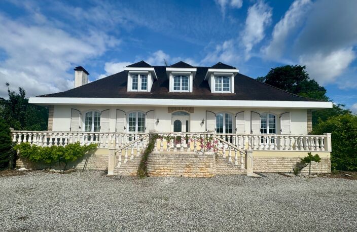 Propriété à vendre 8 pièces MONT DE MARSAN (40) de 210 m² proche commerces — photo 2