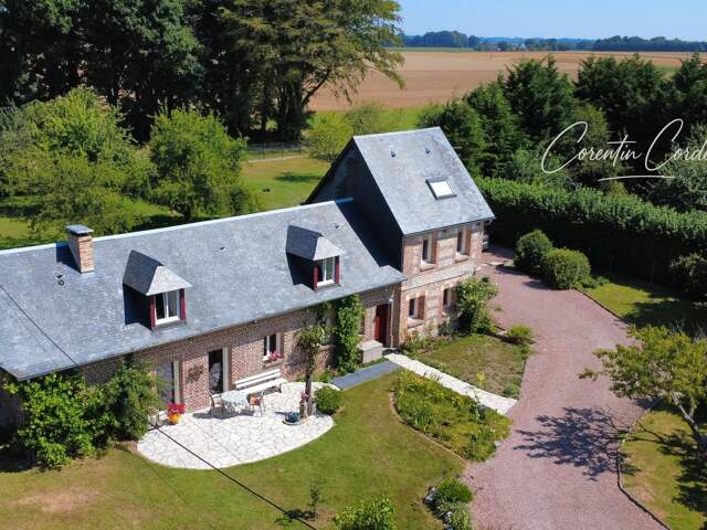Maison normande – XIXe siècle – Environ 193 m² habitables – Terrain de 3 200 m² — photo du bien