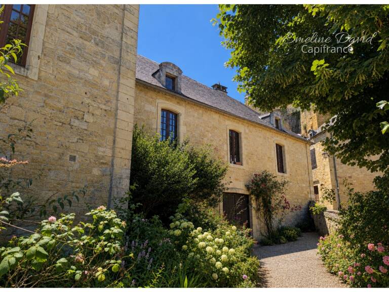 Domaine de caractère – Grands volumes, charme et potentiel touristique — photo 1