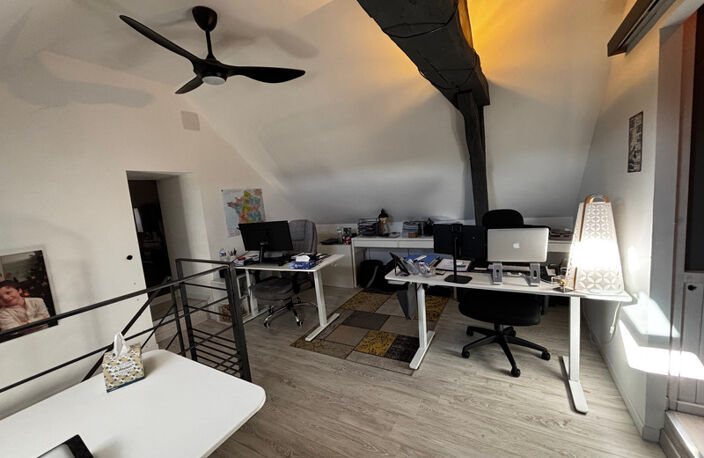 12 MIN SAUMUR SUD LONGERE ENTIEREMENT RENOVEE + STUDIO INDEPENDANT SUR ENVIRON 1500M2 ARBORE CLOS — photo 4