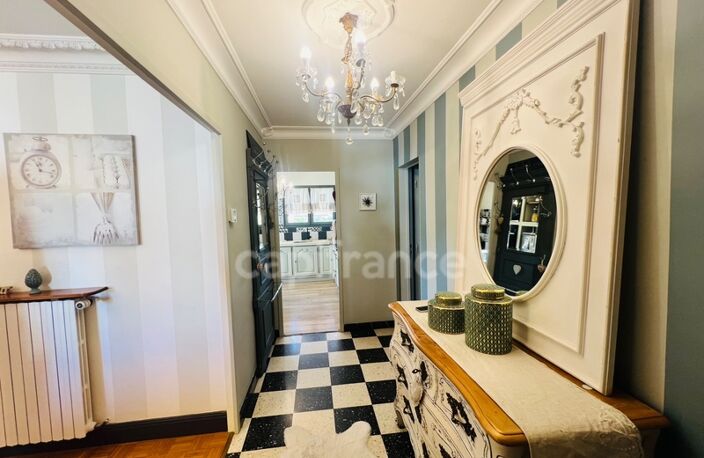 Jolie Maison 159 m² – 4 chambres – Jardin – Garage 40 m² — photo 2