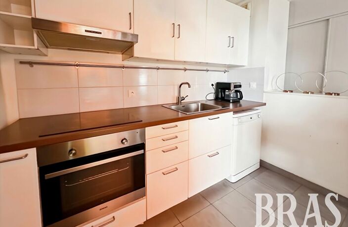 Appartement Nantes 3 pièces 66.60 m2 balcon et parking — photo 2