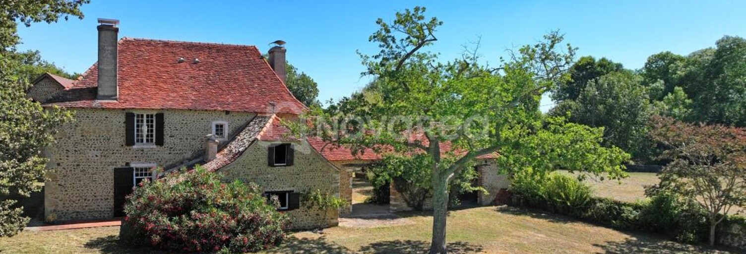 Maison 13 Pièces 344 m² à vendre à Buros (64160)