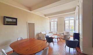 Appartement 5 Pièces 126 m² à louer à Lyon 2 (69002)
