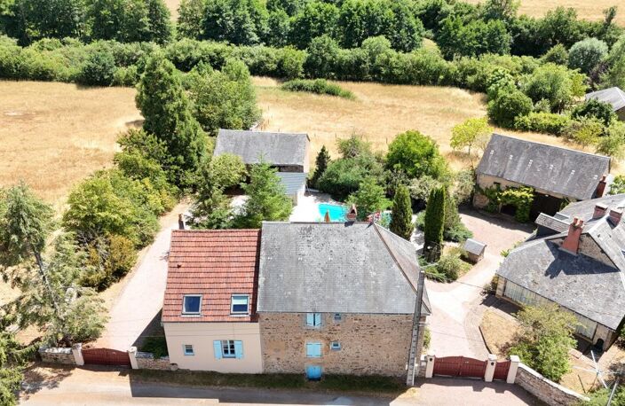 Idéal chevaux, projet touristique ou familial Propriété à vendre sur 2 ha 83 a 87 ca avec piscine au coeur du Morvan — photo 4