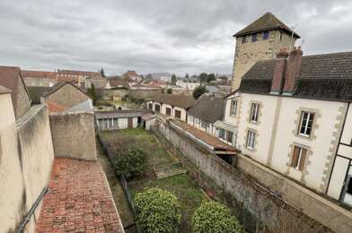 Immeuble  92000 €