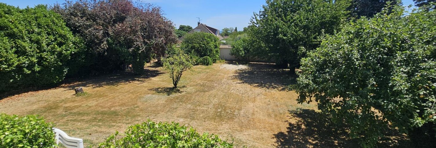 Terrain  800 m² à vendre à Grenay (38540)