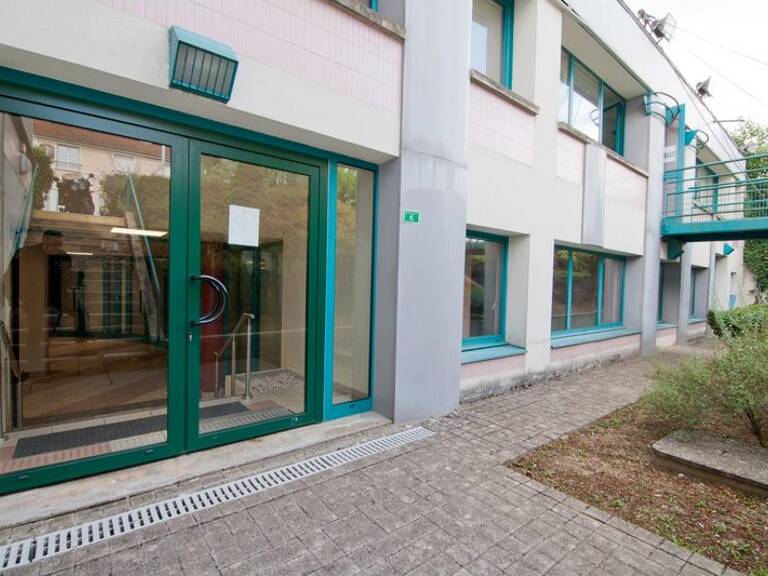 Bureaux - 311 m² - Vitry-le-François (51) — photo 1