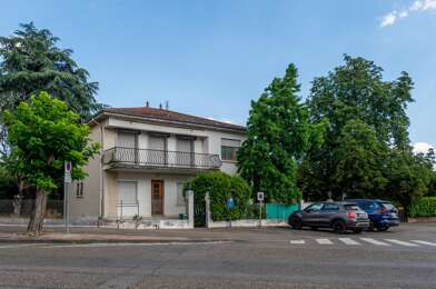 Immeuble  118000 €
