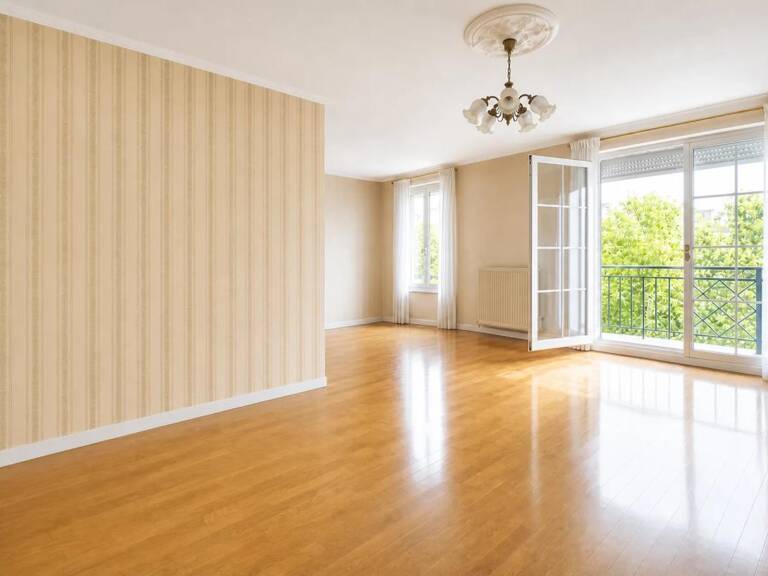Appartement de 80 m² à Nanterre Ville — photo 1