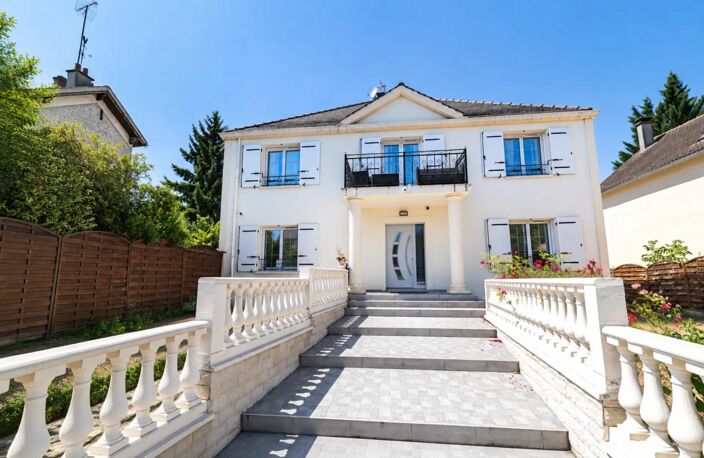 Maison de 10 pièces de 228 m² à Sarcelles — photo 2
