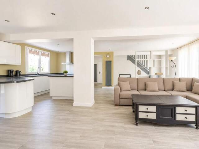 Maison familiale rénovée 4 chambres, environnement bucolique à Saint-Arnoult-en-Yvelines — photo du bien