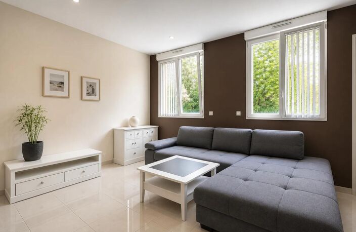 Appartement 1 pièce de 29 m² situé à Le Raincy — photo 2