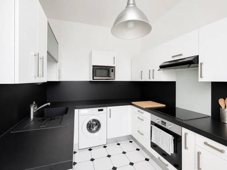 Charmant F4 type Haussmannien sans travaux ! — photo 1
